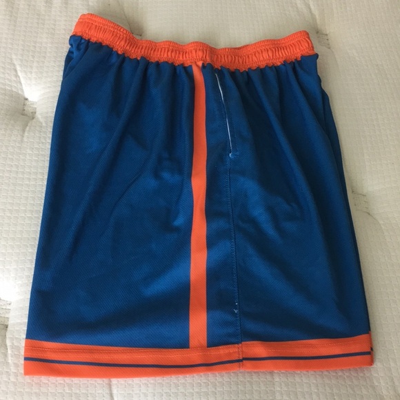 ✅Men Basketball Shorts Size M - Picture 2 of 5